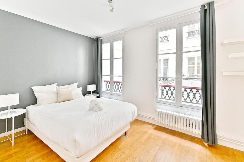Grand Prestigieux Et A Appartement Parijs